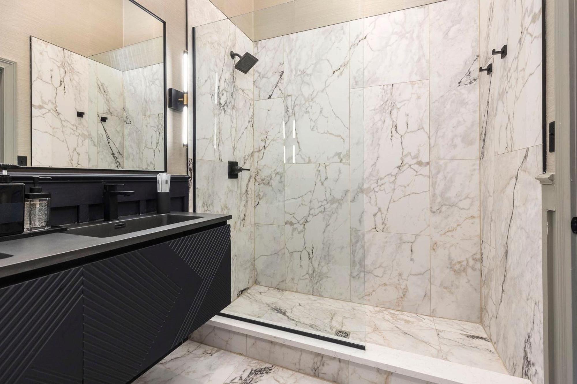 Penthouse Grand Executive